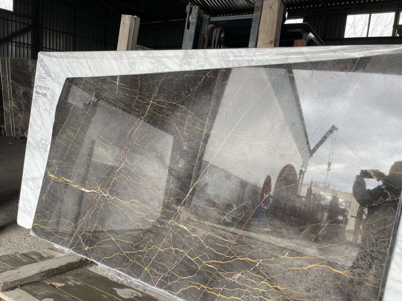 Мрамор Saint Laurent -  цена