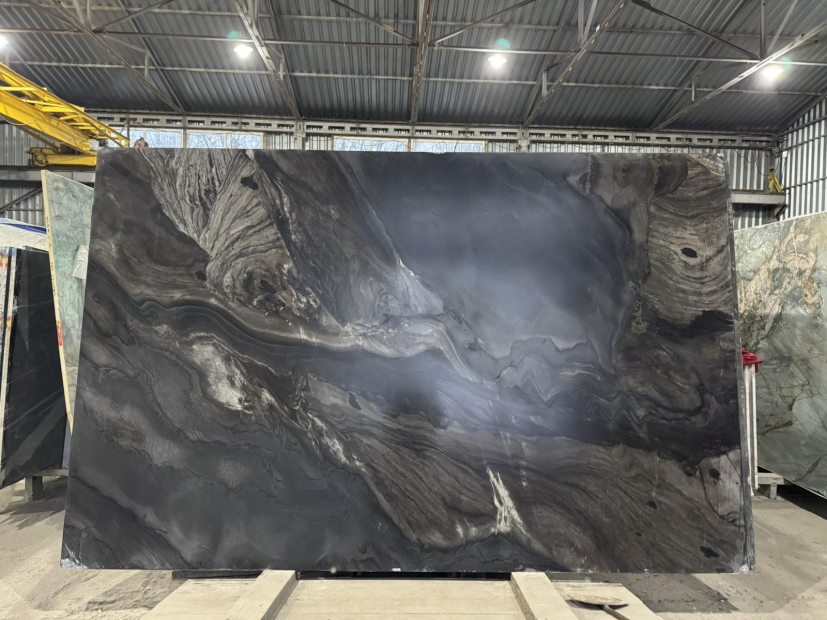 Кварцит Black Phantus -  купить в Киеве