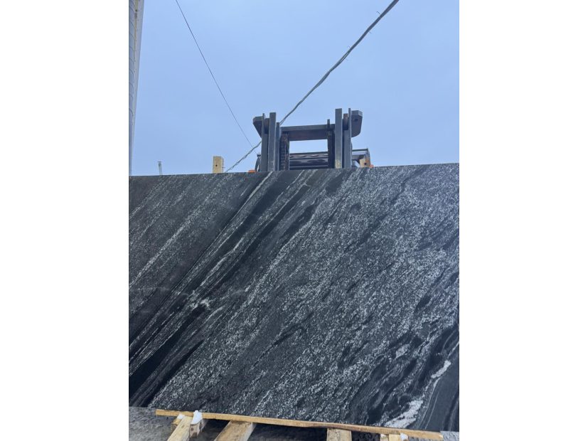 Гранит Black Forest -  заказать