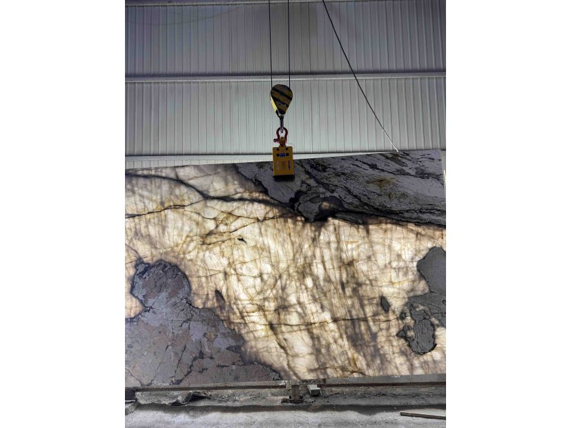 Кварцит Patagonia Paradise -  заказать