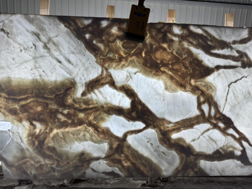 мрамор Dower white -  цена за м2