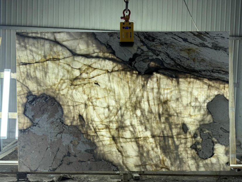 Кварцит Patagonia Paradise -  заказать