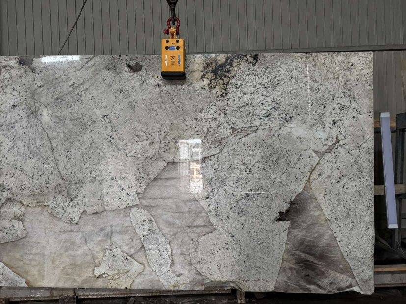 Кварцит Patagonia White -  ціна за м2