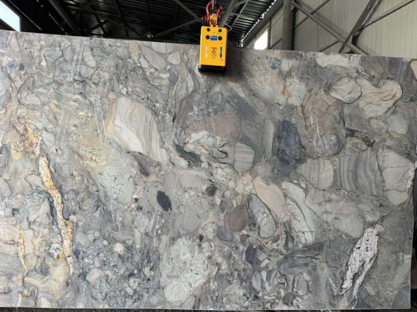 Кварцит Four Seasons -  купити  в Києві