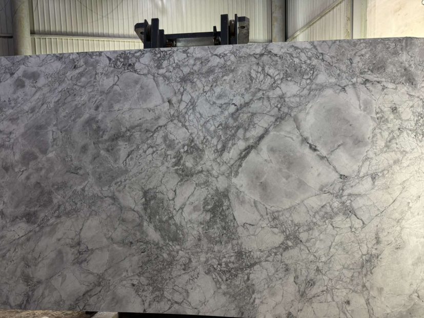 Кварцит Super White -  купити в Україні