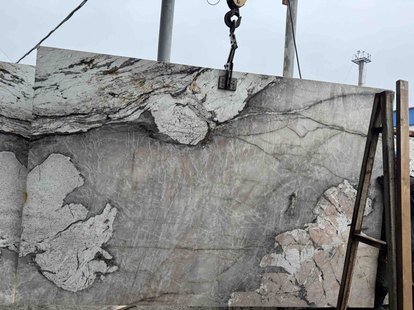 Кварцит Patagonia Paradise -  купити  в Києві