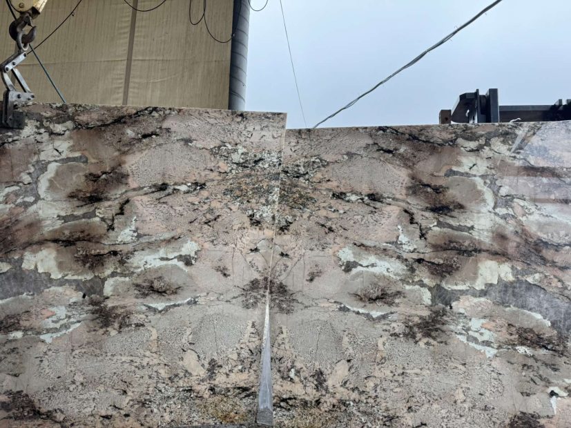 Кварцит Patagonia Pink -  фото