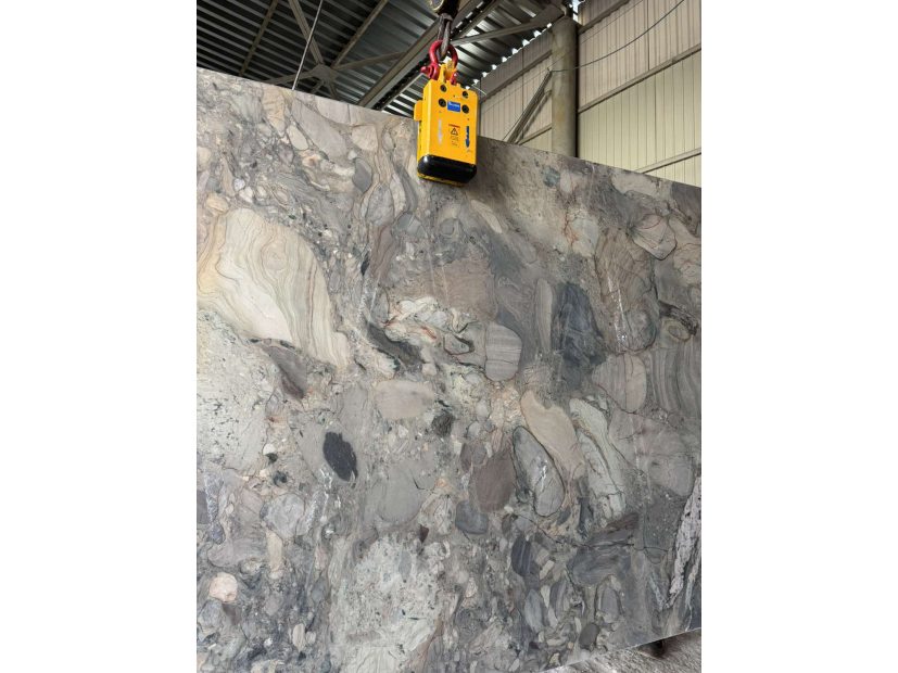 Кварцит Four Seasons -  фото