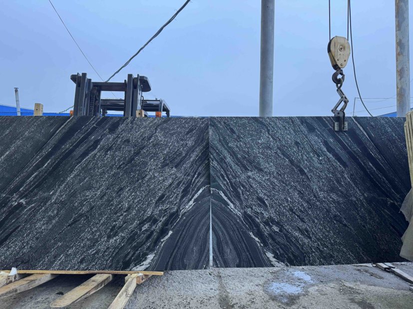 Гранит Black Forest -  заказать