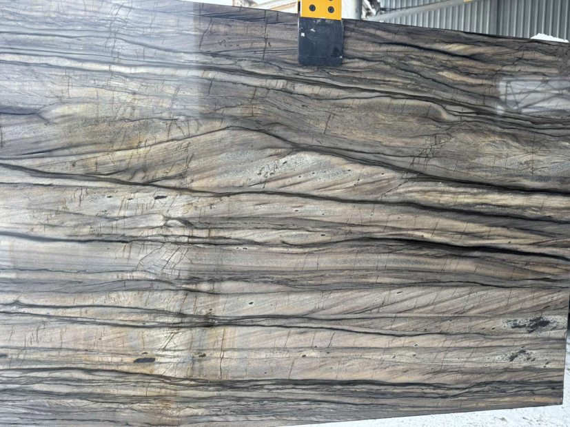 Кварцит Sandalus Brown -  купити в Україні