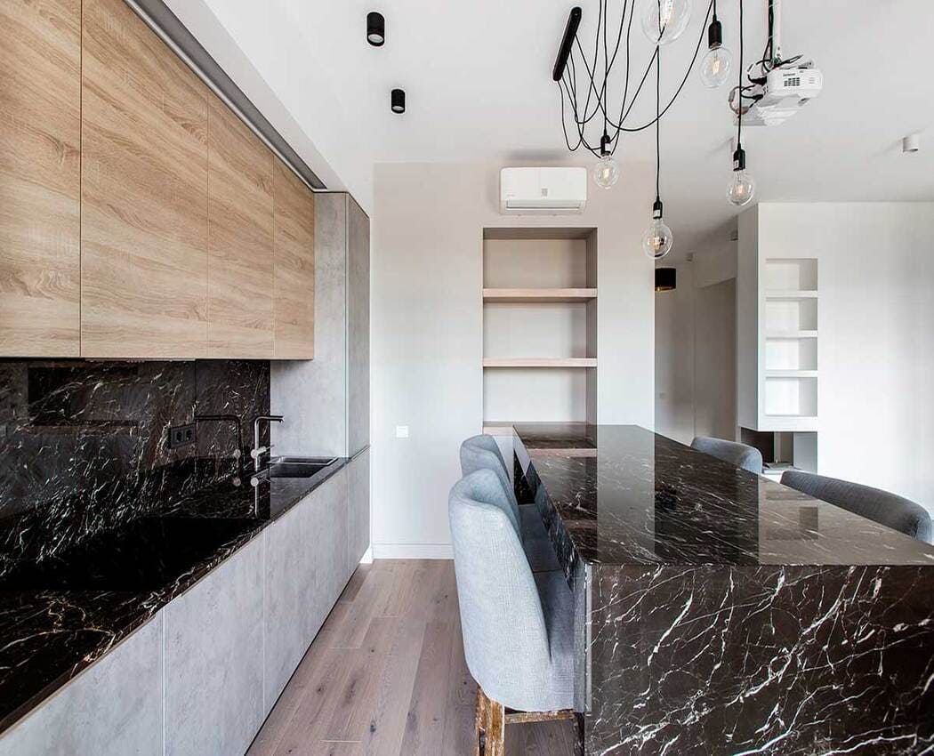 как смотрится черный гранит на кухне